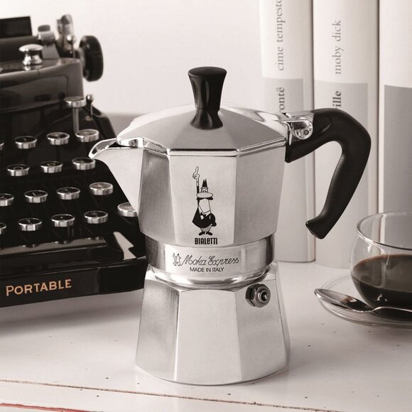 Bialetti Moka Express Espresso Maker Italy Made Aluminium 6 Cup Wedding Gift NEW - Picture 1 of 6